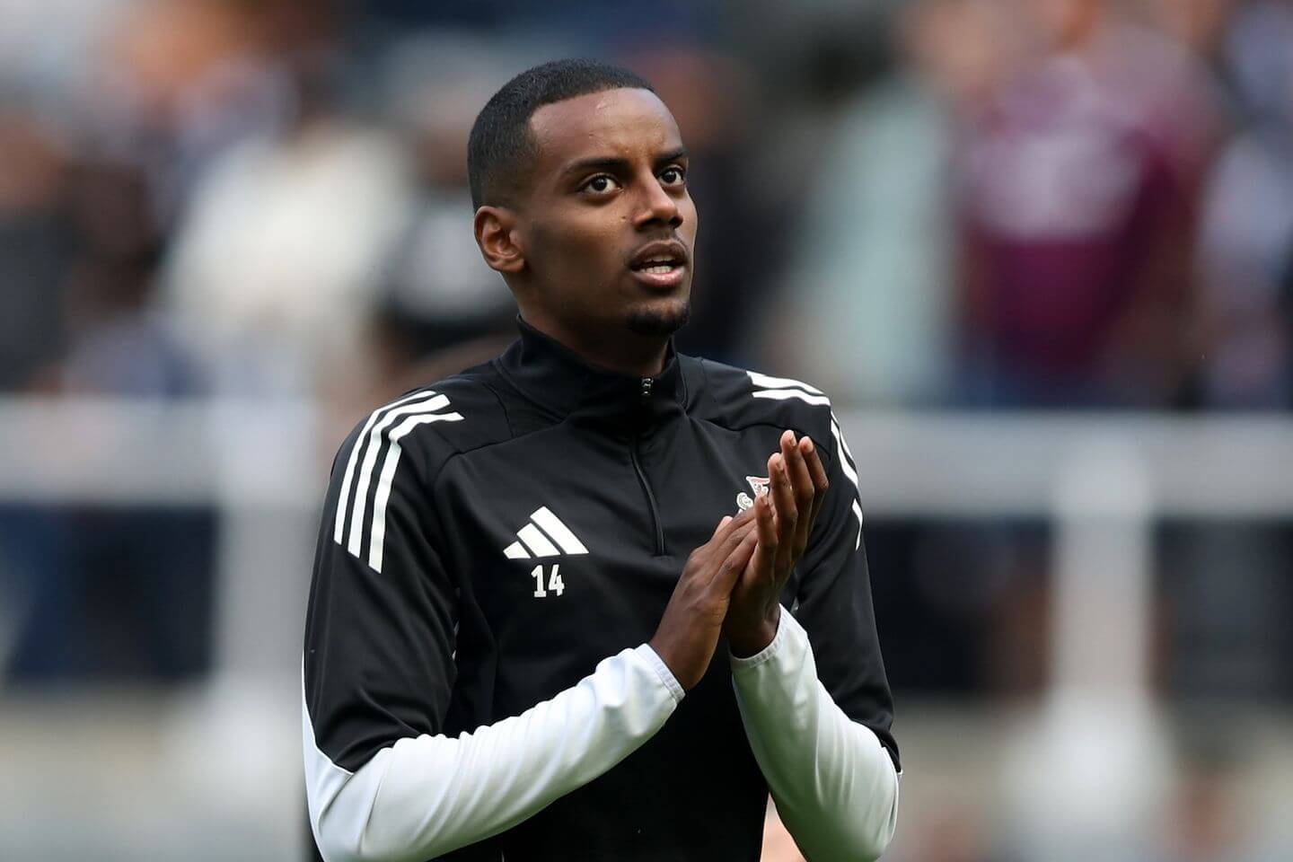 Transfer news live updates: Latest on Alexander Isak and Liverpool, Savinho, Jack Grealish and more