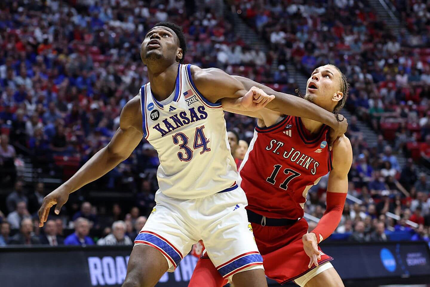 Men’s March Madness 2026 second round scores, live updates: St. John's faces Kansas, Iowa State trounces Kentucky