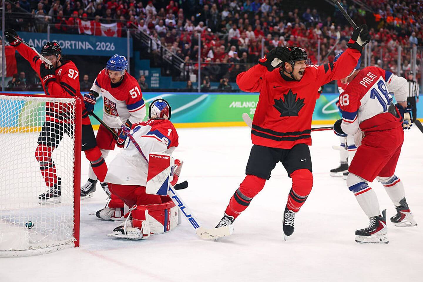 Canada vs. Czechia live score, updates: MacKinnon goal ties game after Crosby injury in Winter Olympics 2026 men’s hockey quarterfinal