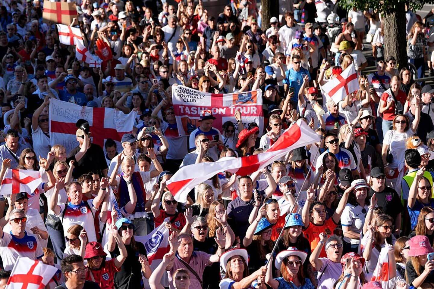 England vs Italy live updates: Euro 2025 latest score, predictions and team news