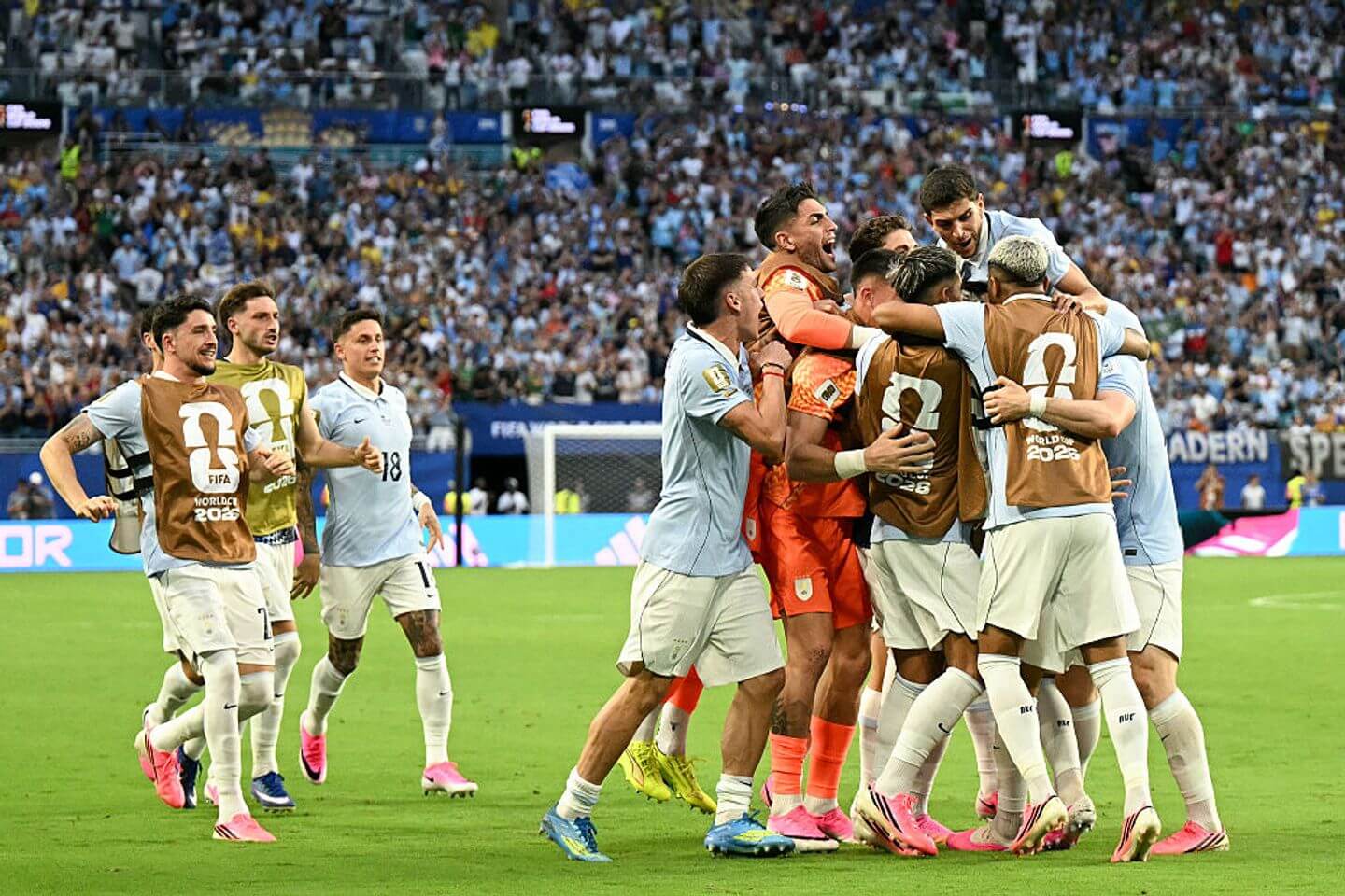Uruguay rescues late point against Saudi Arabia at World Cup