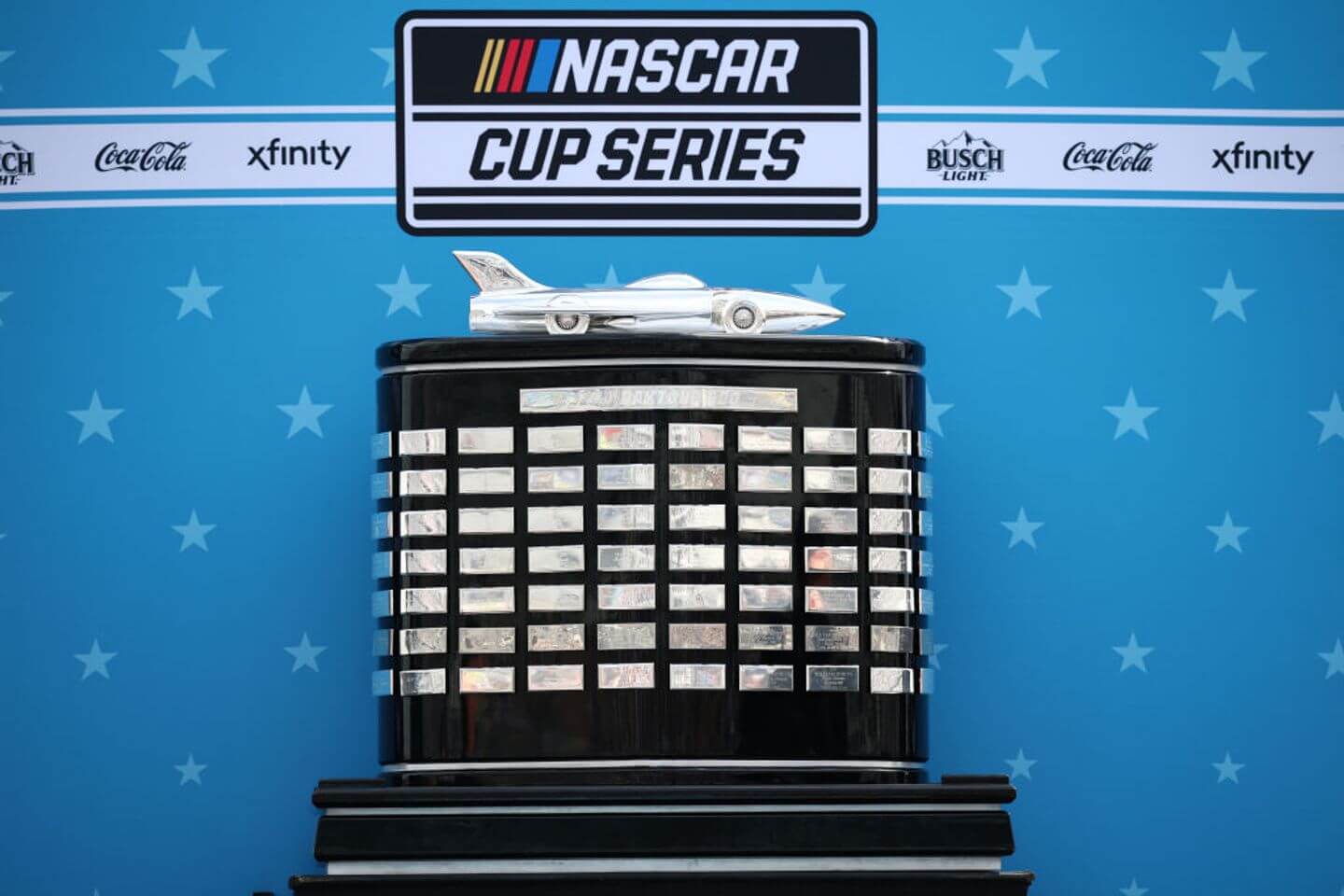 2025 Daytona 500 live updates: NASCAR season opener delayed by rain after just 11 laps, weather latest