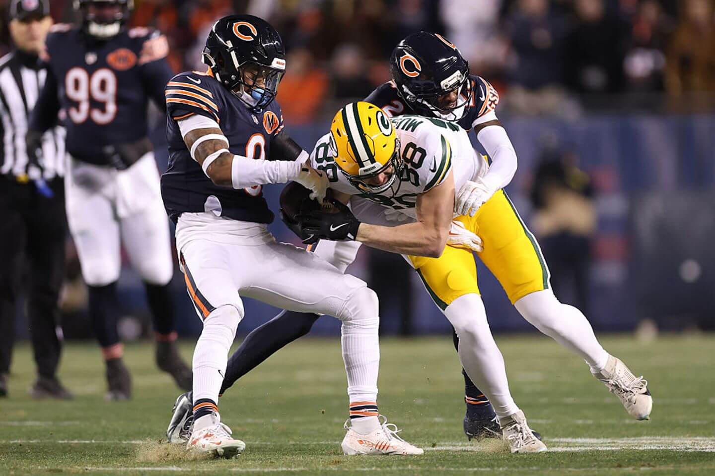 Packers vs. Bears score, live updates: Both teams stopped on fourth down on opening drives