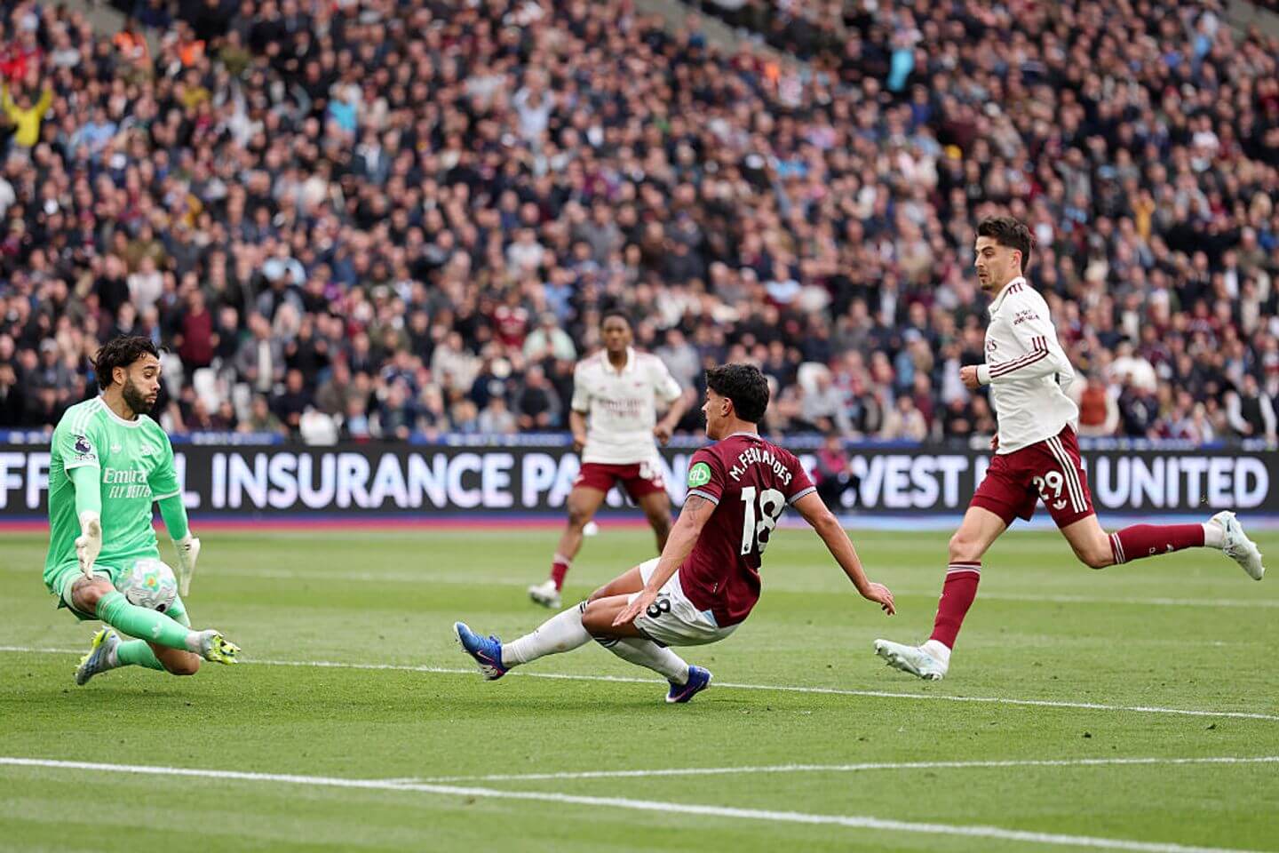 West Ham vs Arsenal live updates: Premier League latest score as Trossard scores late goal