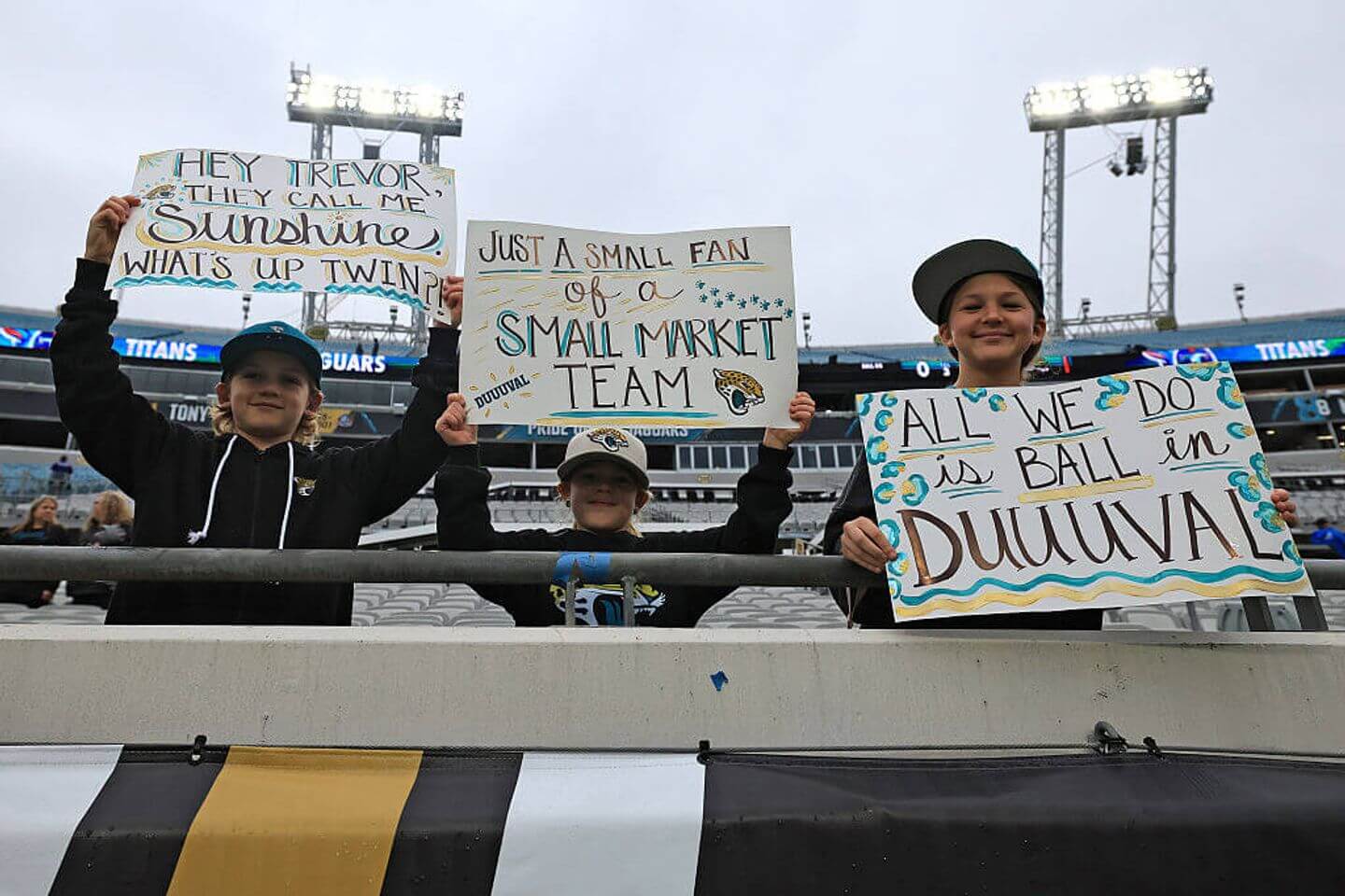 NFL Week 18 live scores and updates: Playoff picture, scenarios and standings