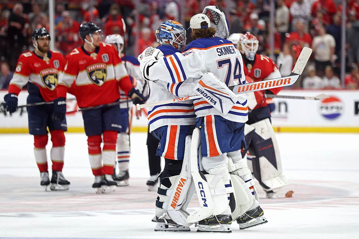 Oilers stun Panthers 5-4 in OT of 2025 Stanley Cup Final Game 4: Live reaction and updates