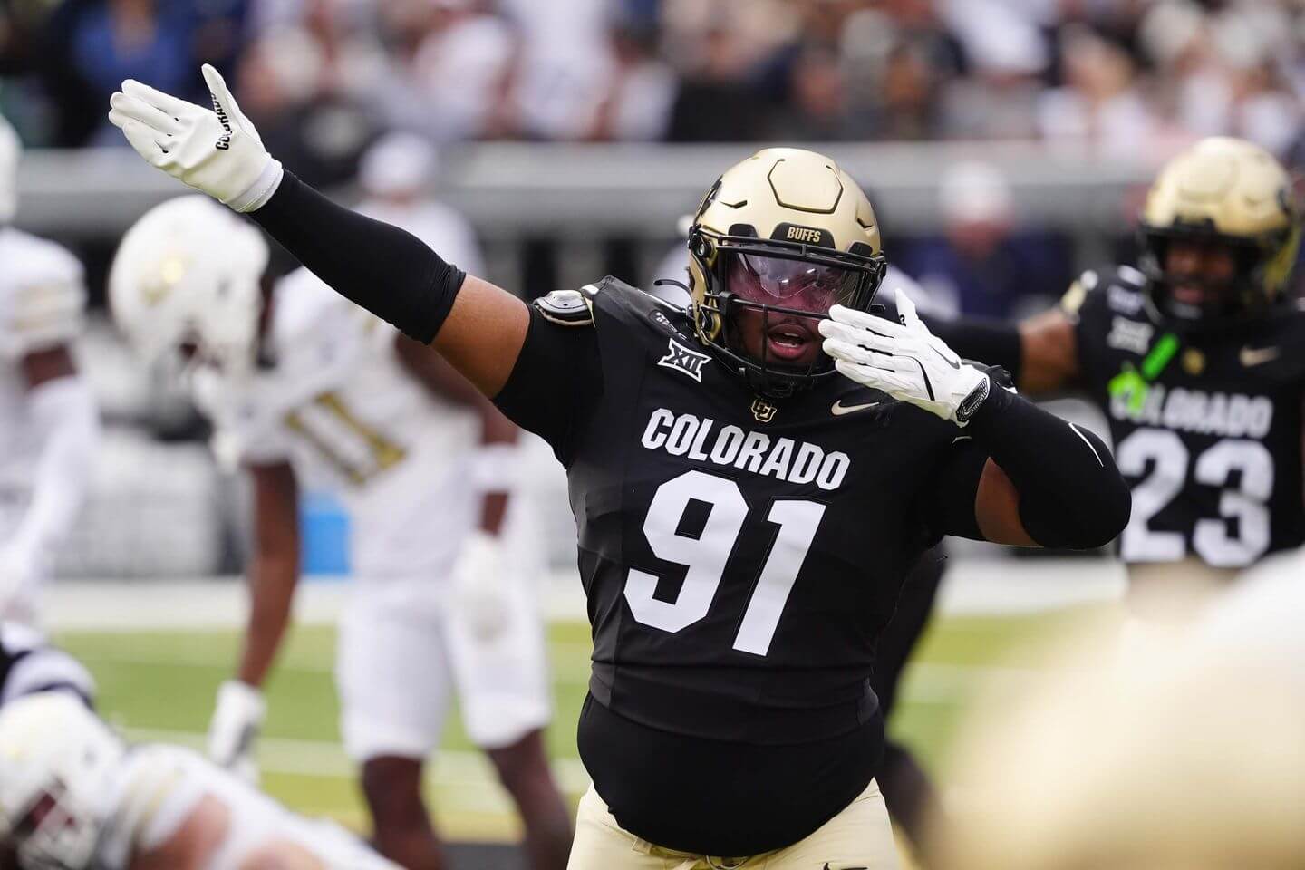 Georgia Tech vs. Colorado live updates: Haynes King TD run gives Yellow Jackets lead in second quarter
