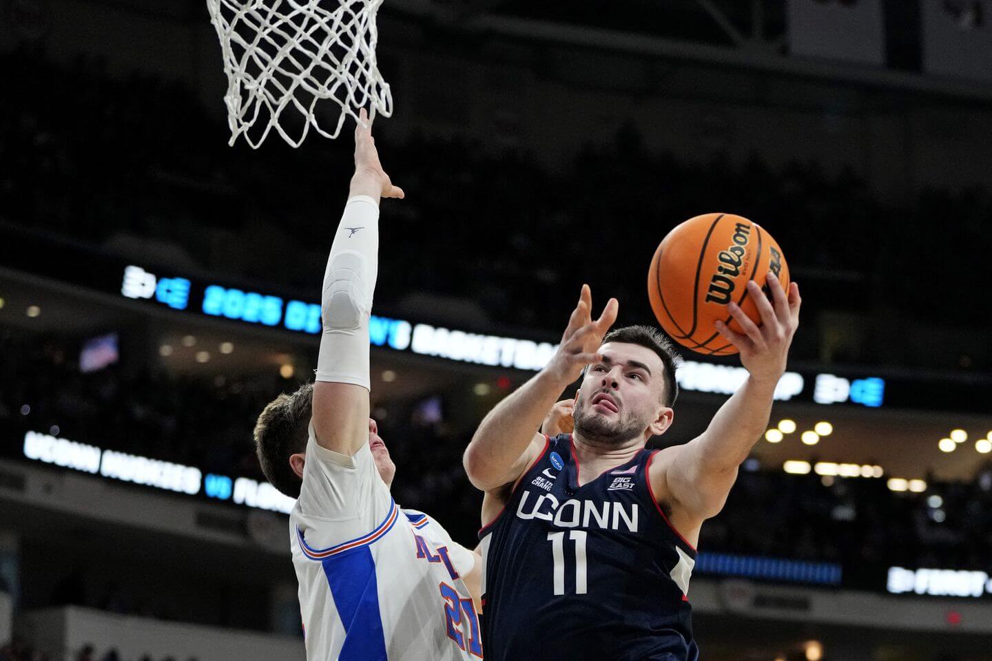 Men’s March Madness 2025 second round live score updates: Florida facing UConn in NCAA Tournament