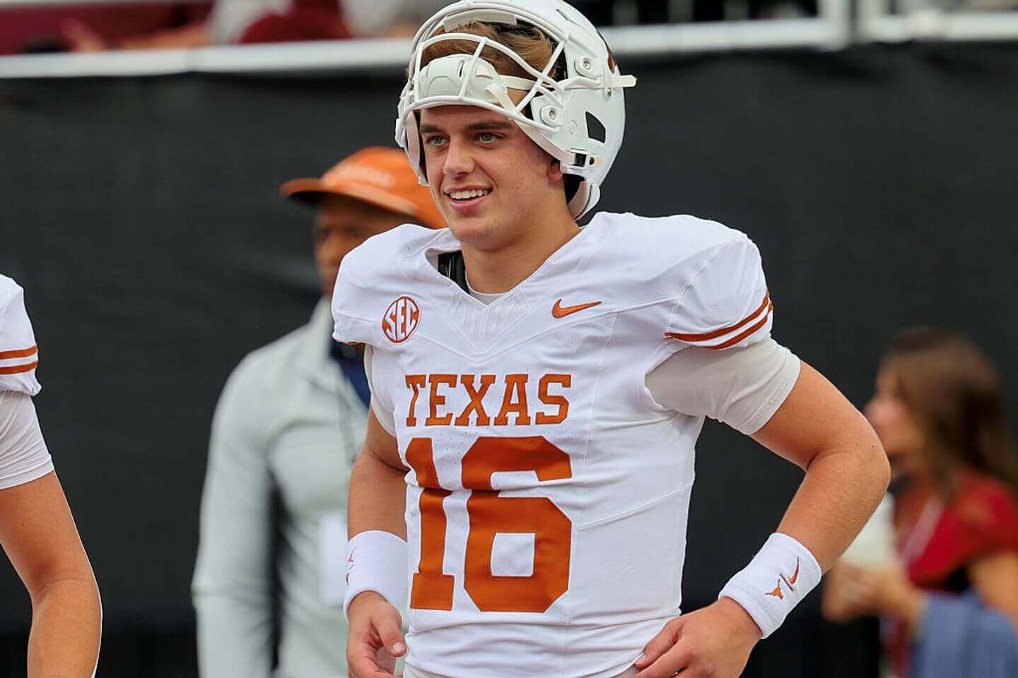Vanderbilt vs. Texas live updates: Follow latest from today’s Week 10 college football game