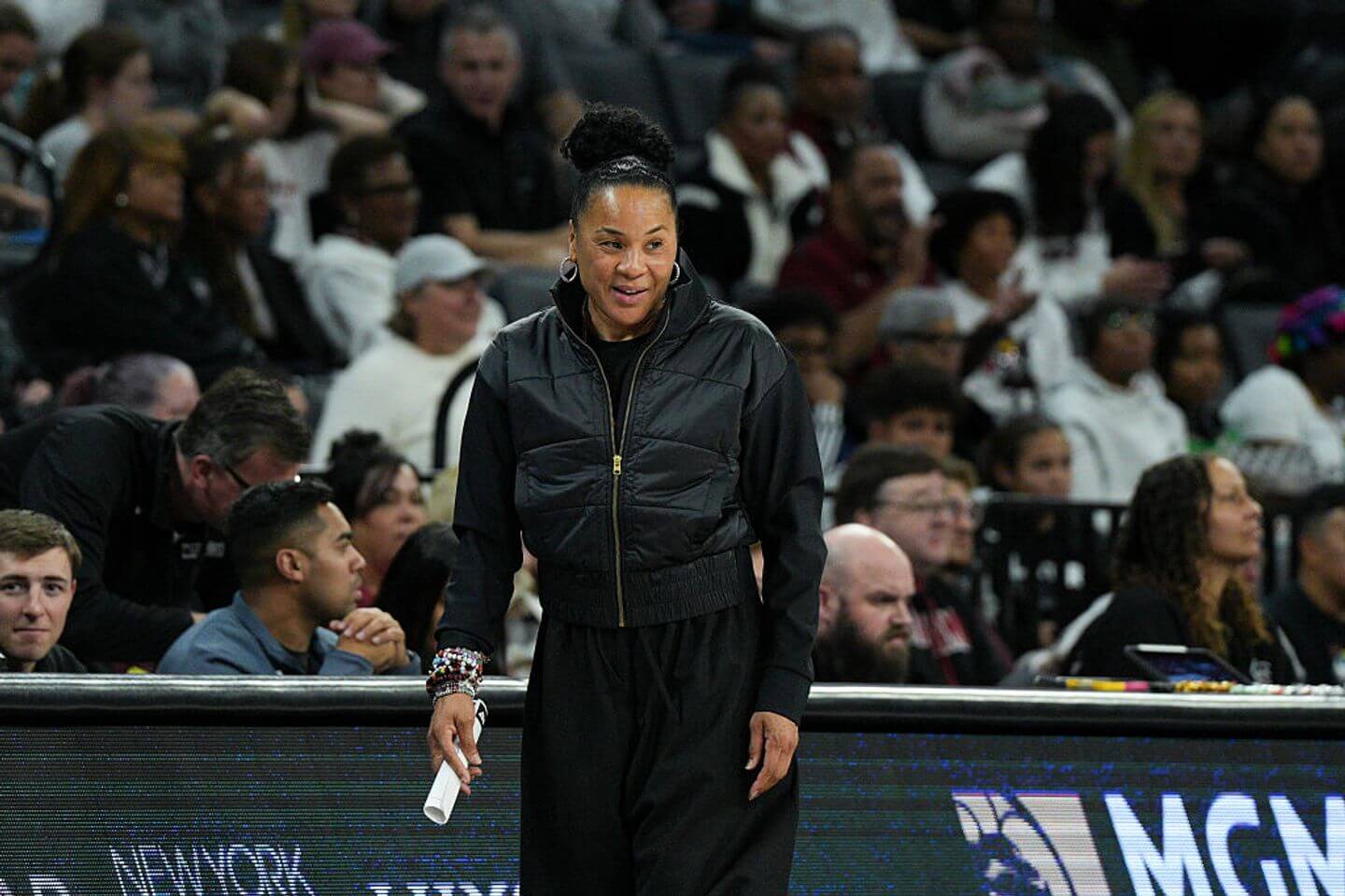 Women's March Madness Selection Sunday live updates: Channel, start time, NCAA Tournament bracket latest