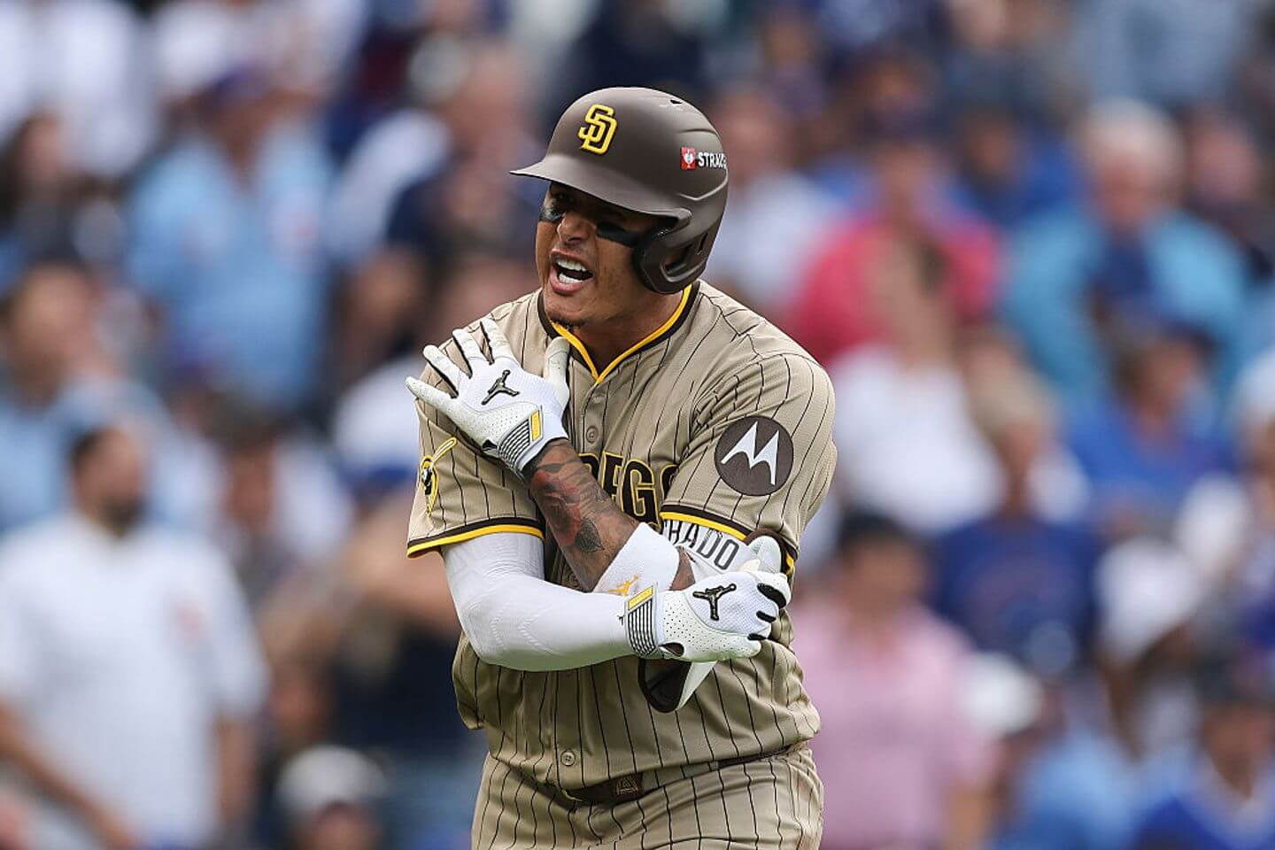 MLB Wild Card scores and live updates: Padres lead Cubs in sixth with Red Sox-Yankees up next