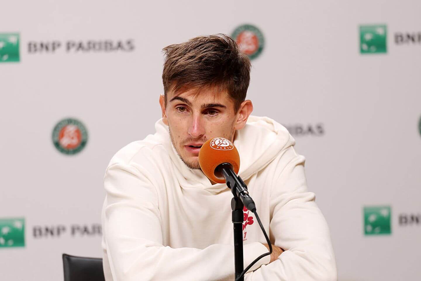 French Open 2026 live updates: Men’s semifinals latest as Arnaldi withdraws, Cobolli through to final