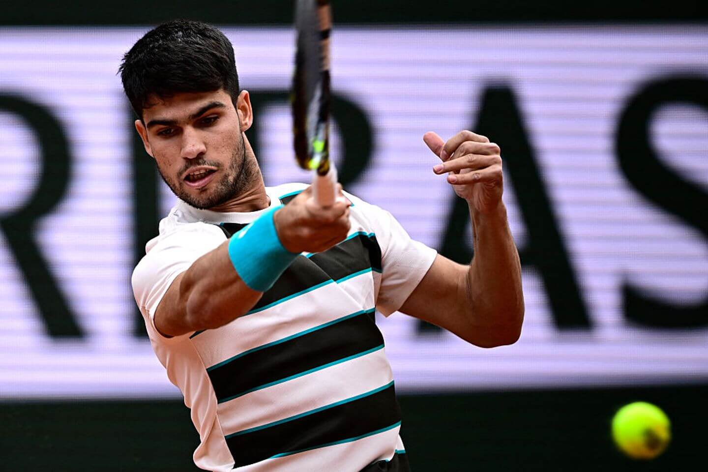 French Open 2025 live updates: Men’s final latest with Carlos Alcaraz, Jannik Sinner underway