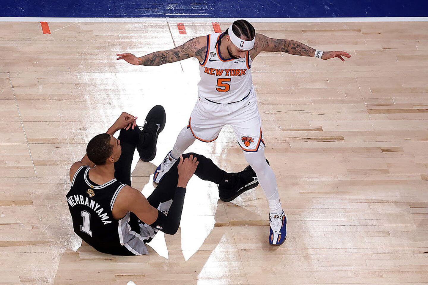 Spurs vs. Knicks score, live updates: San Antonio up big on New York in second quarter of NBA Finals 2026 Game 4