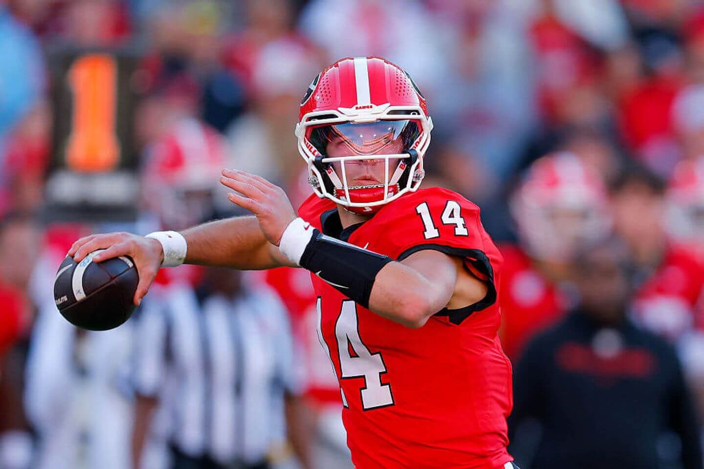 Georgia hosts Florida in Week 9 SEC game as odds and predictions circulate