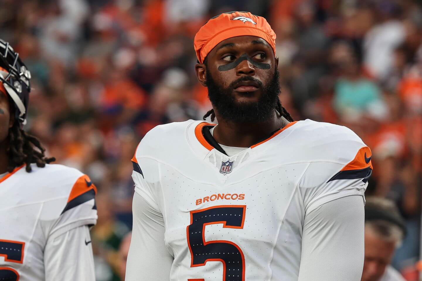 NFL trade deadline 2024 live updates: Latest deals, grades, rumors and news