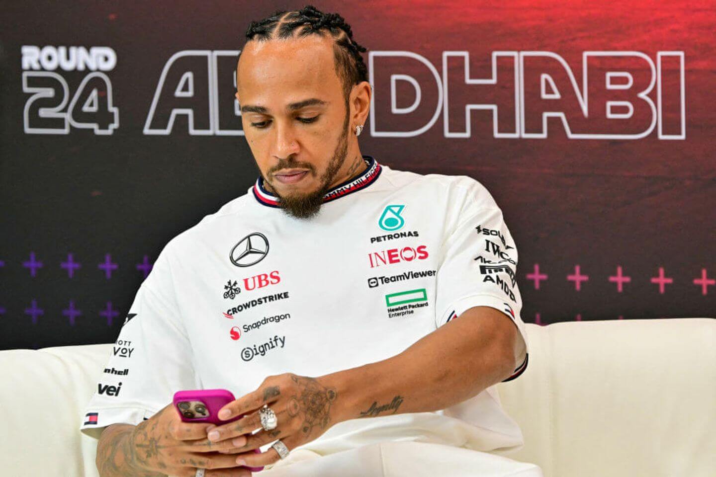 F1 Abu Dhabi GP live updates: Follow qualifying latest after Norris, Leclerc quickest in practice