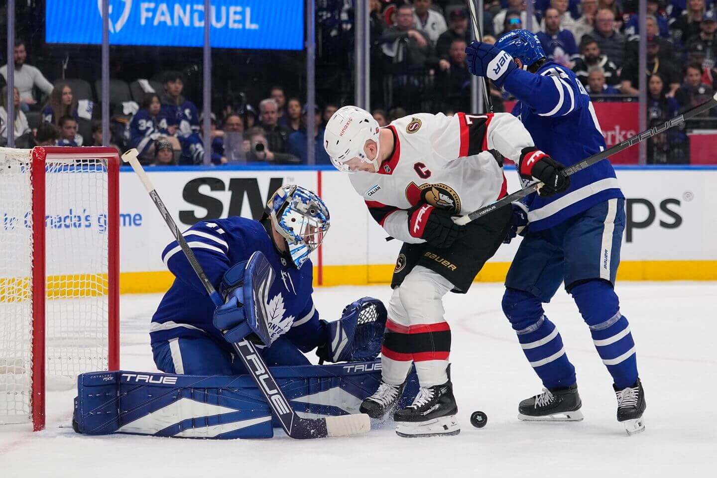 Maple Leafs vs. Senators live updates: Toronto lead vs. Ottawa in third period of Game 1