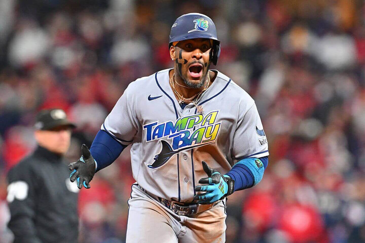How Tampa Bay Rays earned emphatic Game 4 win over Guardians in Cleveland to tie ALCS