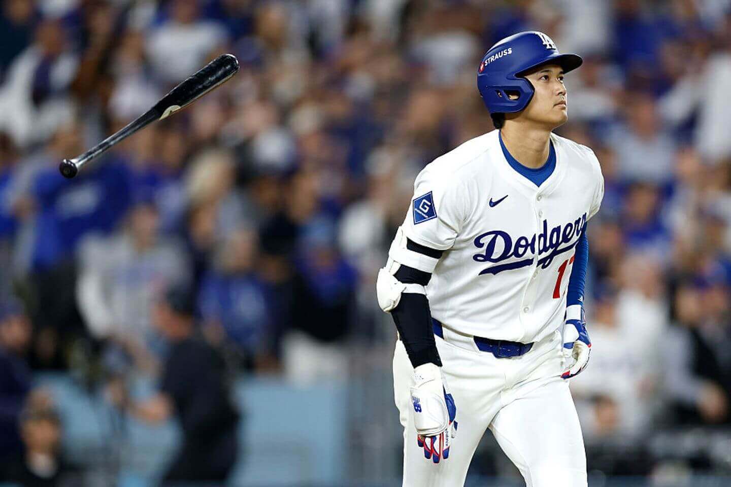 Dodgers defeat Reds to cap off MLB wild-card Game 1 slate: Live updates and reaction
