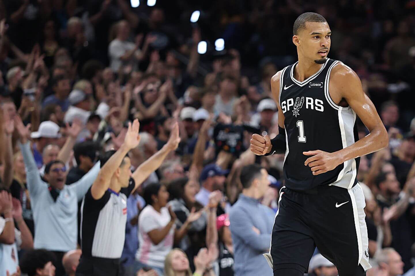 Spurs vs. Thunder live updates: 2026 NBA playoffs Game 7 start time, picks and predictions