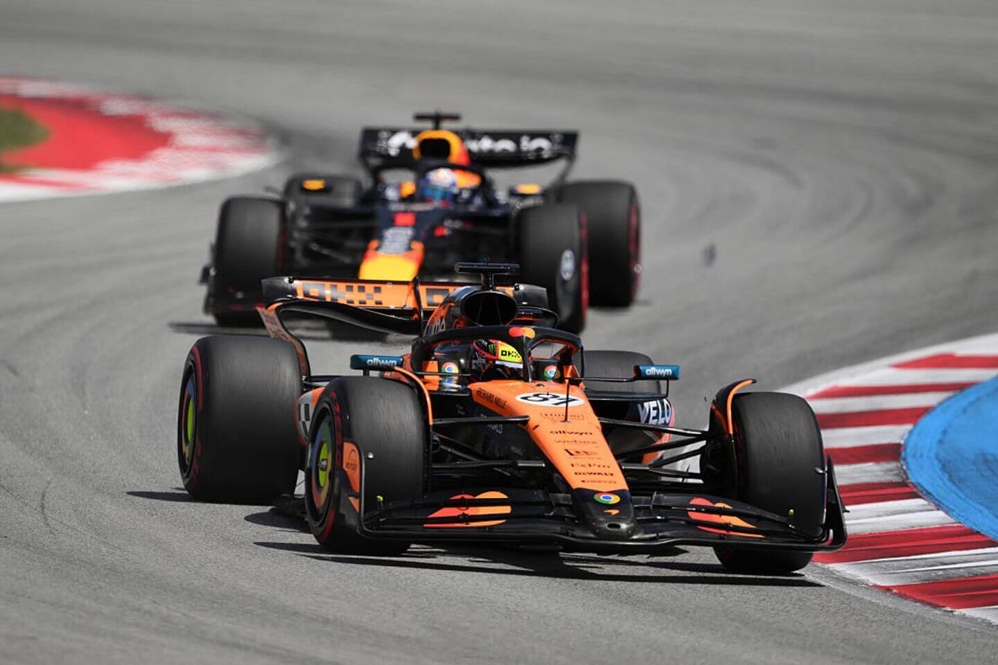 F1 Spain Grand Prix live updates: Follow latest from today’s race with Piastri leading from Verstappen