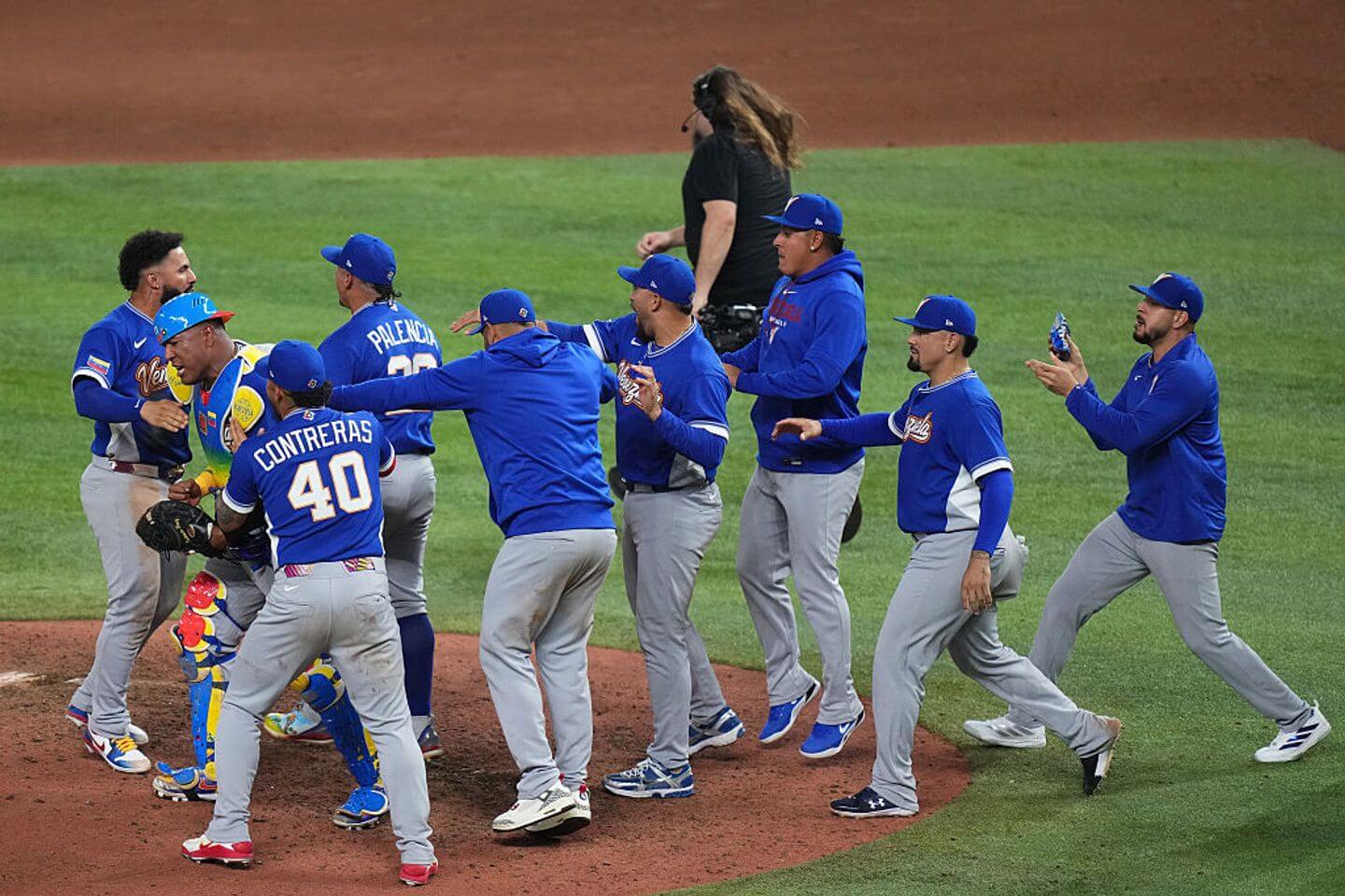 Venezuela defeats Japan 8-5, knocks out defending WBC champion: Live updates and reaction