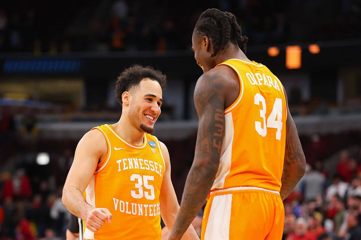 Men’s March Madness 2026 Sweet 16 live updates: Duke, Michigan, UConn, Tennessee secure spots in Elite Eight