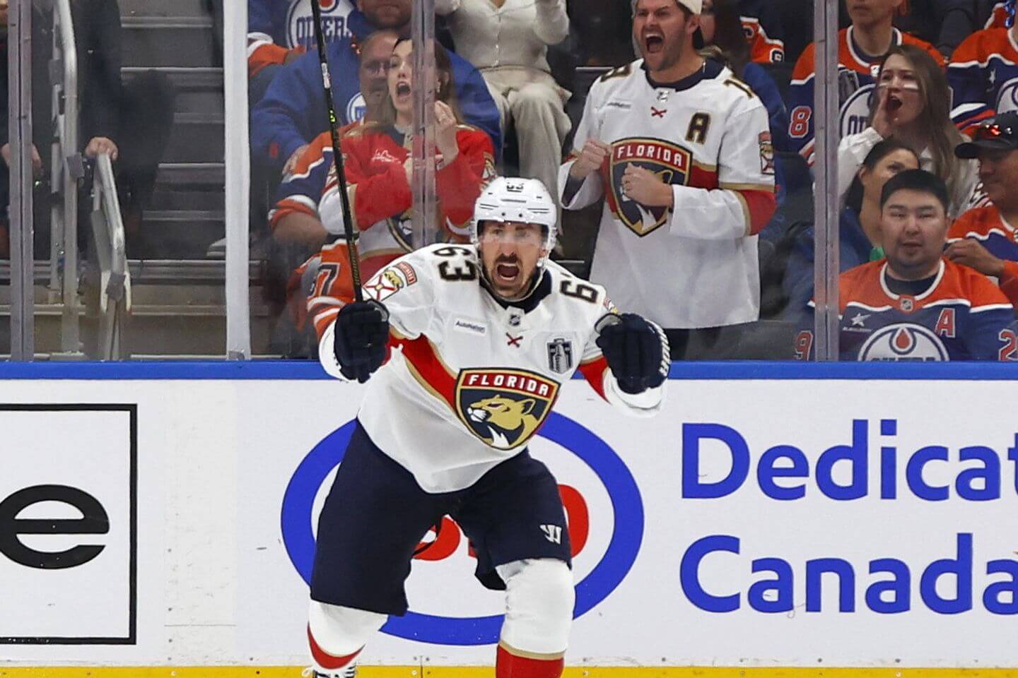 Stanley Cup Final 2025 score and live updates: Panthers lead Oilers 2-1 in Game 1