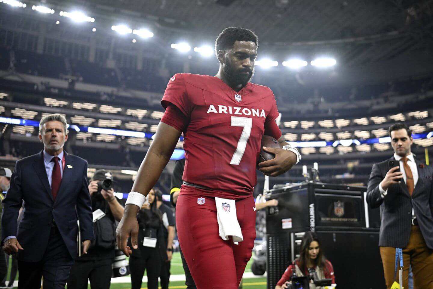 Cardinals beat Cowboys to snap five-game losing streak: Live updates and reaction from NFL ‘Monday Night Football’