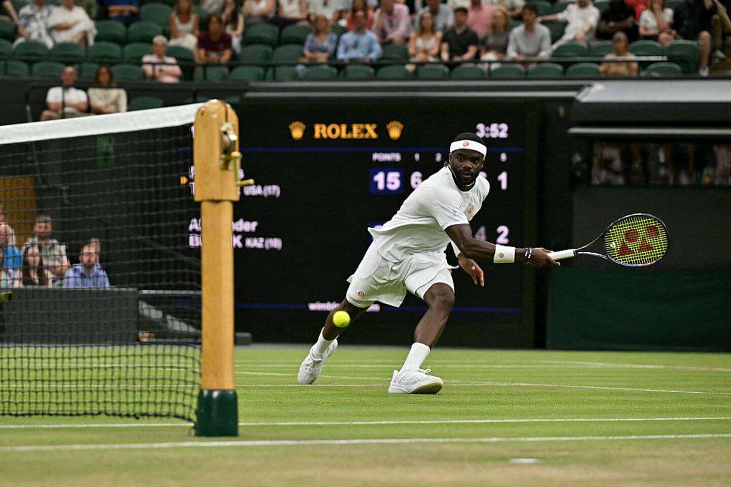 Wimbledon 2026 live updates: Day 6 latest with Frances Tiafoe-Alexander Bublik in fifth set, Taylor Fritz advancing in 4 sets