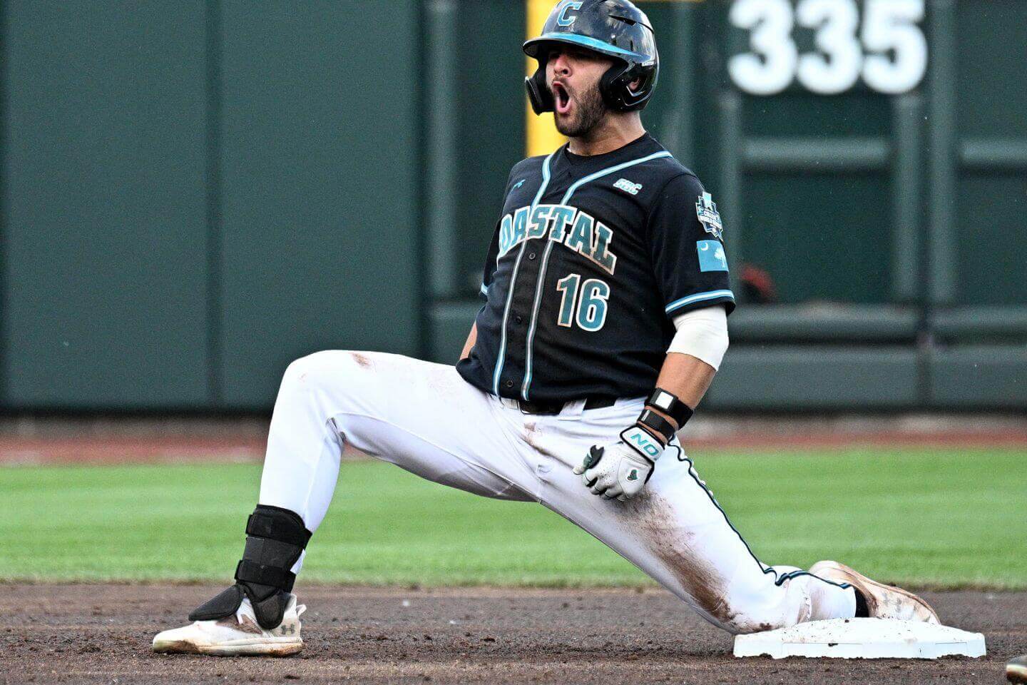 College World Series 2025 live updates: Coastal Carolina leads Oregon State, score, results and bracket latest