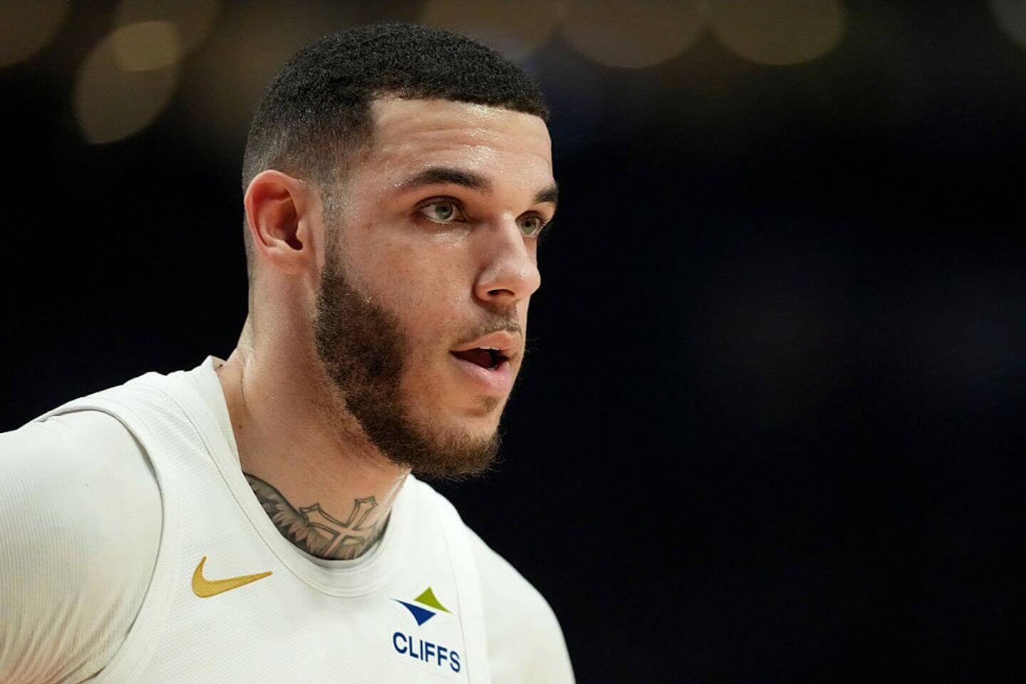 NBA trade deadline 2026 live tracker, updates: Cavaliers trade Lonzo Ball; Clippers move Chris Paul to Raptors