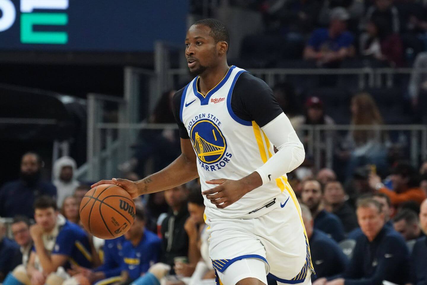 NBA trade deadline 2026 live updates: Latest Giannis news, Warriors trade Kuminga for Porzingis