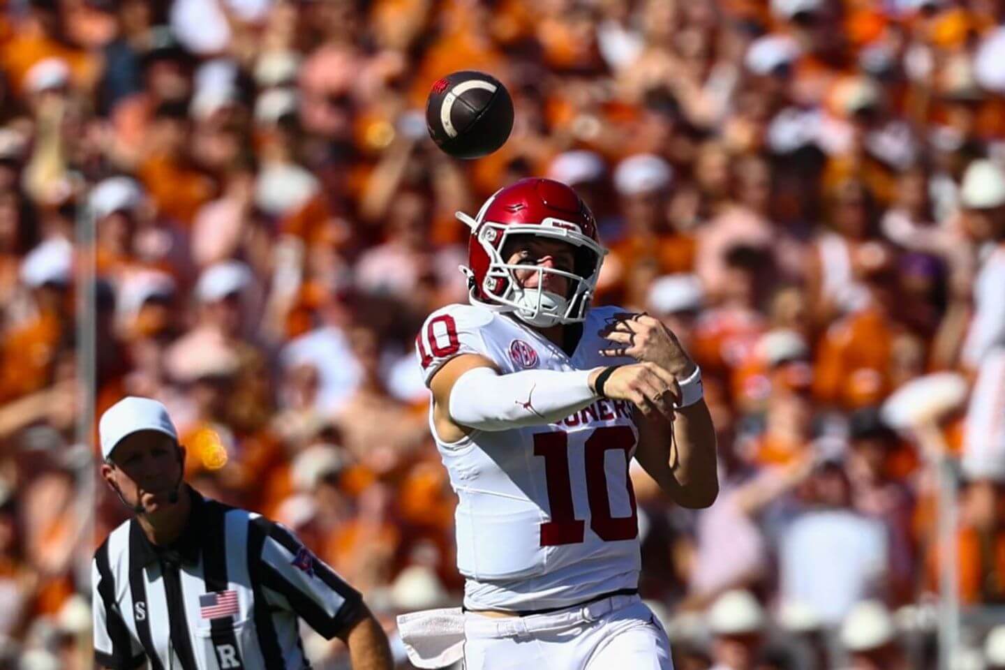 Oklahoma vs. Texas score, live updates: Mateer throws INT in end zone to end first half