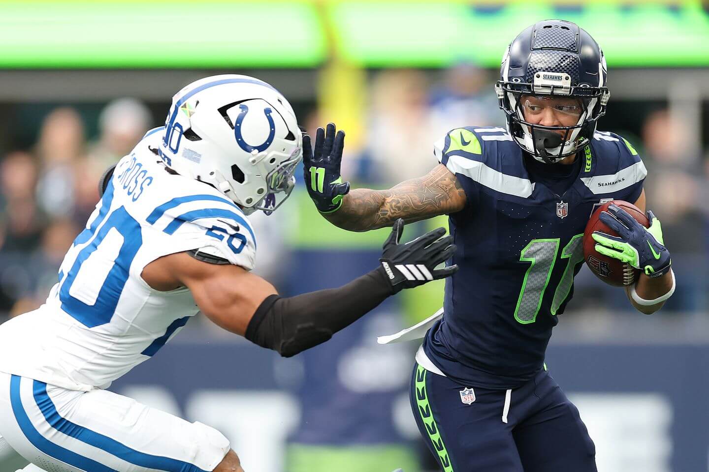 NFL Week 15 scores, live updates: Mahomes suffers torn ACL; Seattle stops Rivers; playoff standings and latest