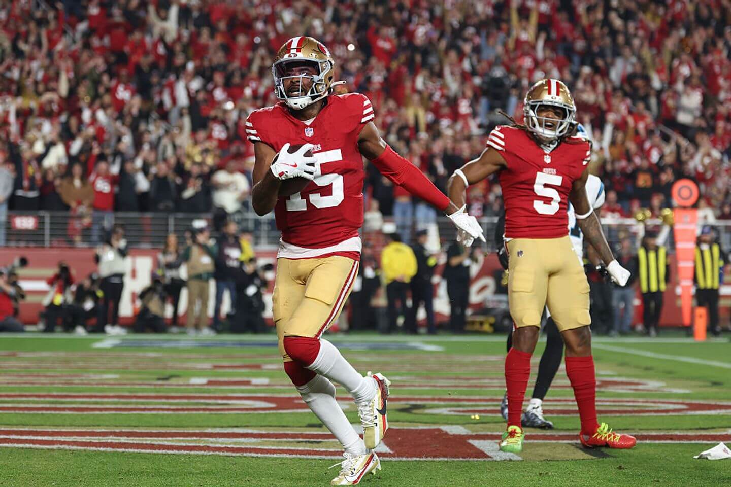 Panthers vs. 49ers score and live updates: Jauan Jennings TD gives San Francisco lead on NFL ‘Monday Night Football'
