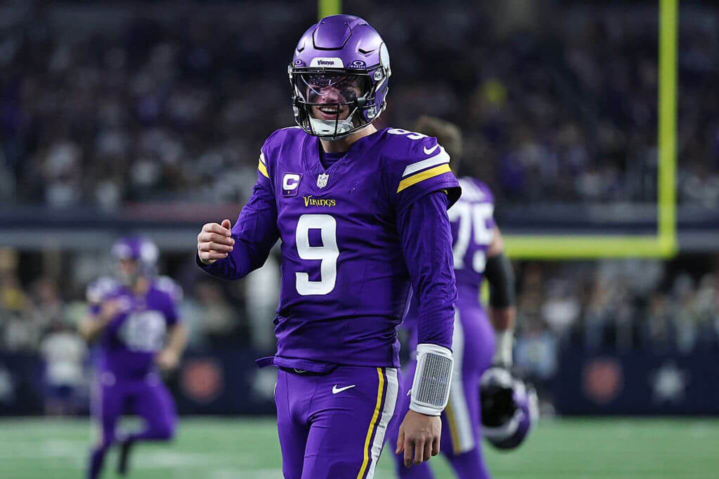 J.J. McCarthy, Vikings defeat Cowboys 34-26 on NFL 'Sunday Night Football': Live updates and reaction