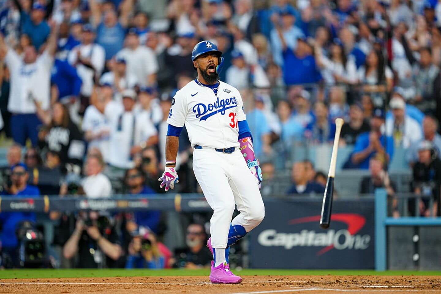 Blue Jays vs. Dodgers score and live updates: Teoscar Hernandez HR gives L.A. lead in Game 3