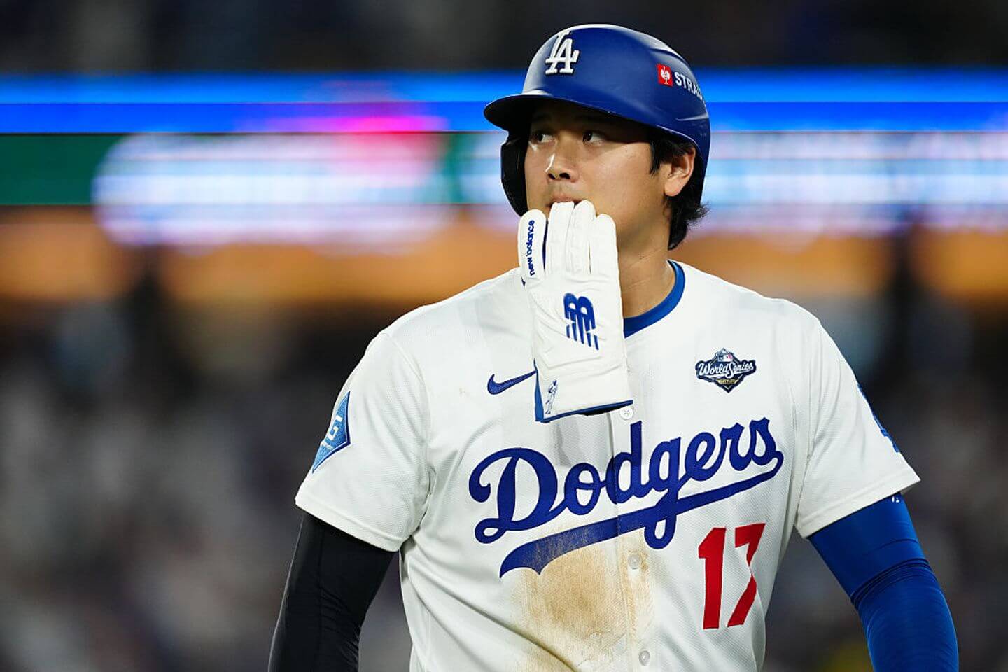 Blue Jays vs. Dodgers score and live updates: World Series Game 3 tied in 15th inning
