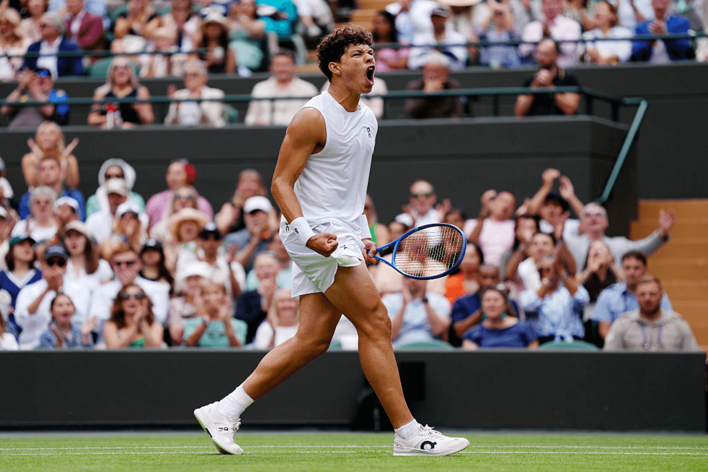 Wimbledon 2025 live updates: Day 8 scores and results with Shelton leading after Djokovic win