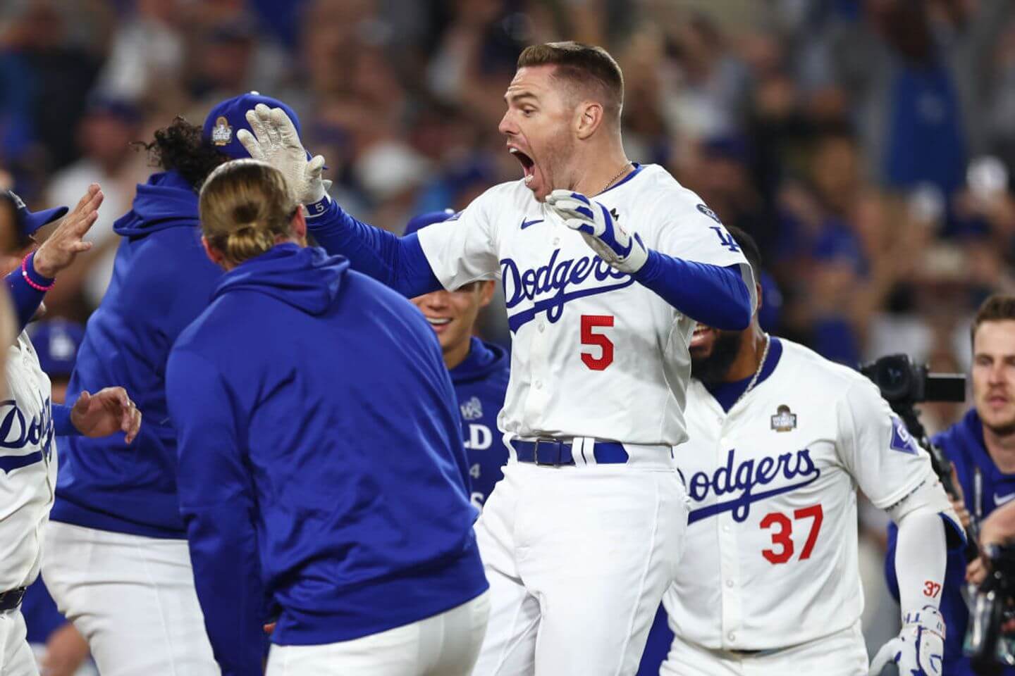 Freddie Freeman’s walk-off grand slam gives Dodgers World Series Game 1 win over Yankees: Live updates and reaction