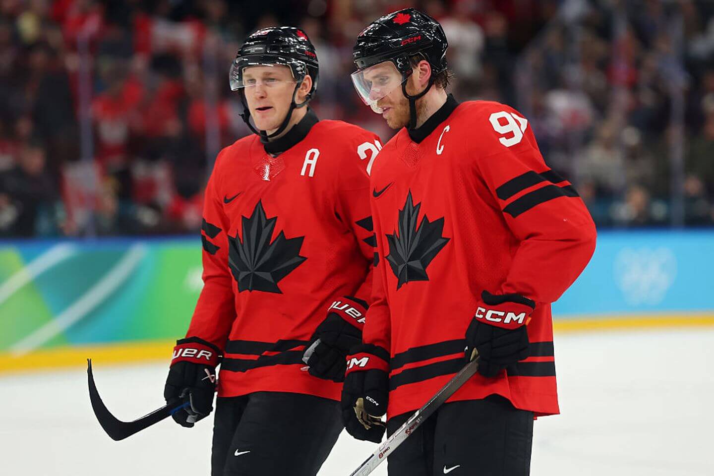 USA vs. Canada live updates: Winter Olympics 2026 men’s hockey gold medal game start time, stream, lineups, Sidney Crosby status
