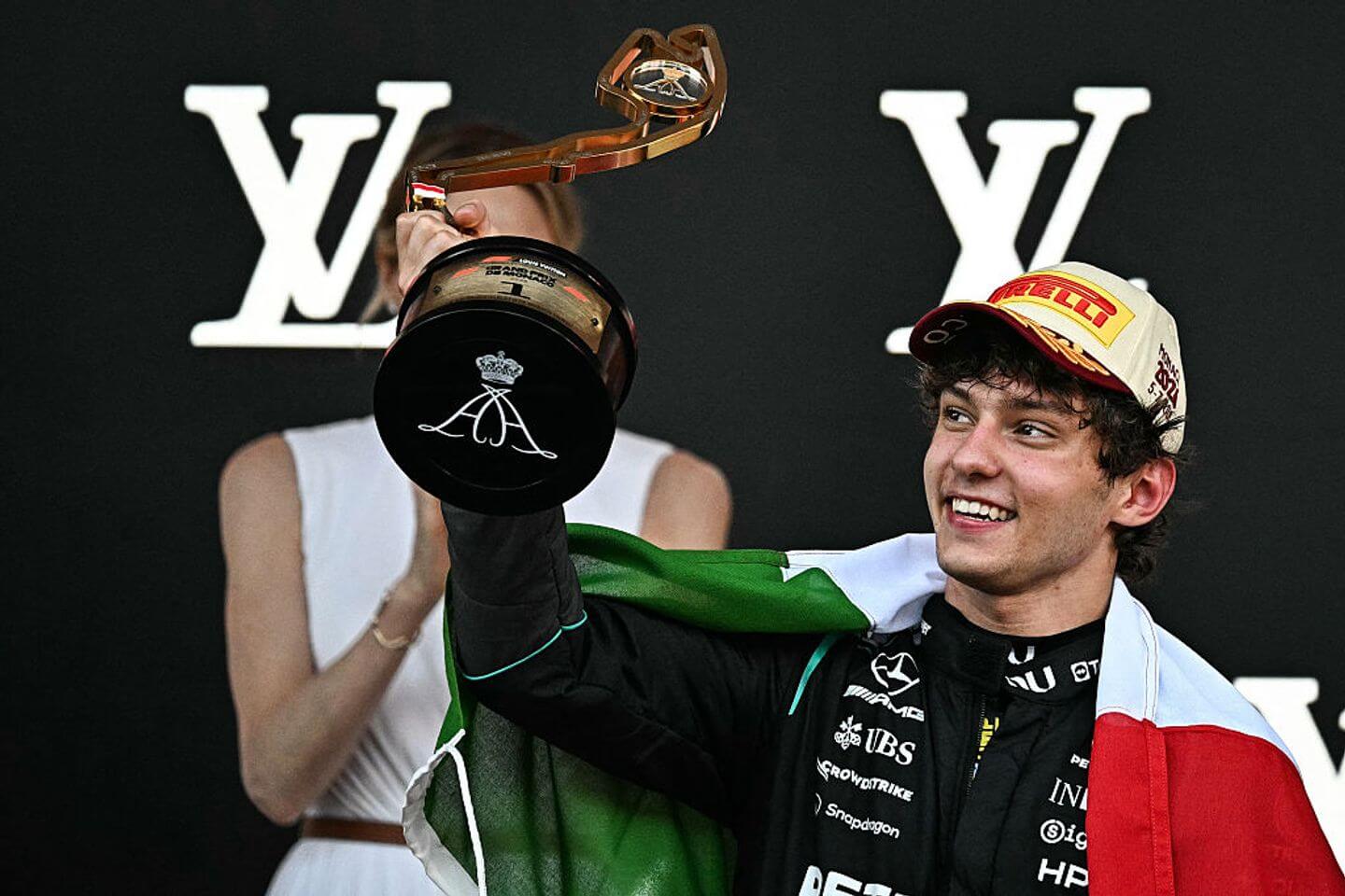 Comment le brillant Kimi Antonelli a remporté le Grand Prix de Monaco 2026 au milieu du chaos, des pénalités et des dégâts sur la piste de F1