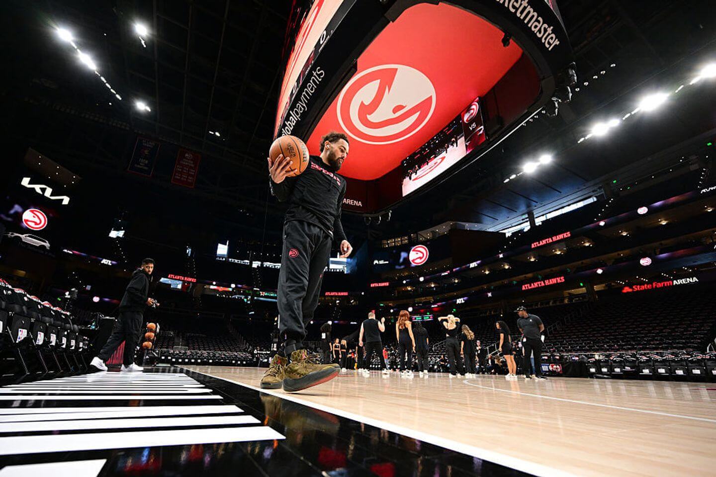 NBA Play-In Tournament live updates: Latest from Heat vs. Hawks and Mavericks vs. Grizzlies