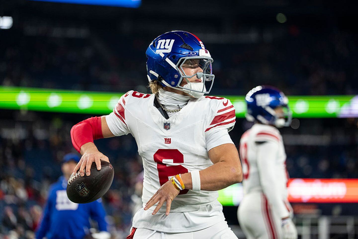 Giants vs. Patriots live score updates: NFL ‘Monday Night Football’ highlights, analysis and latest