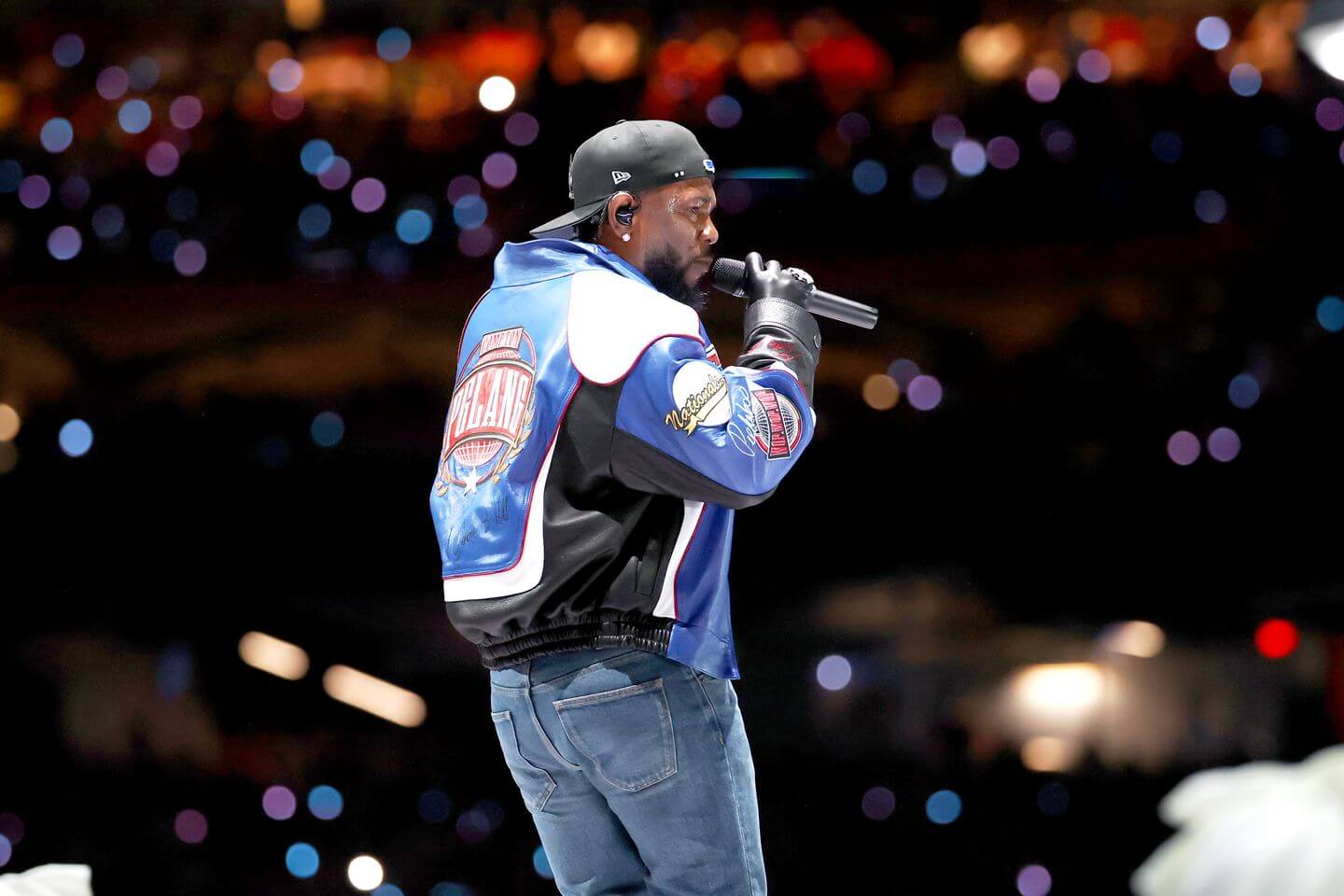 Kendrick Lamar's Super Bowl halftime show live: Song highlights, fan reactions