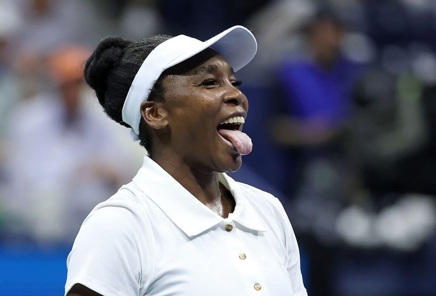 U.S. Open 2025 live updates: Day 2 latest with Venus Williams into deciding set with Muchova, Alcaraz to come