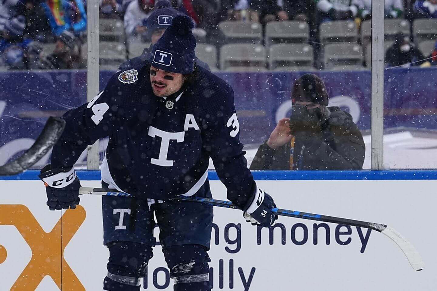 Heritage Classic: Maple Leafs and Sabres face off in snowy Hamilton; score, analysis, news and highlights - Vimarsana News