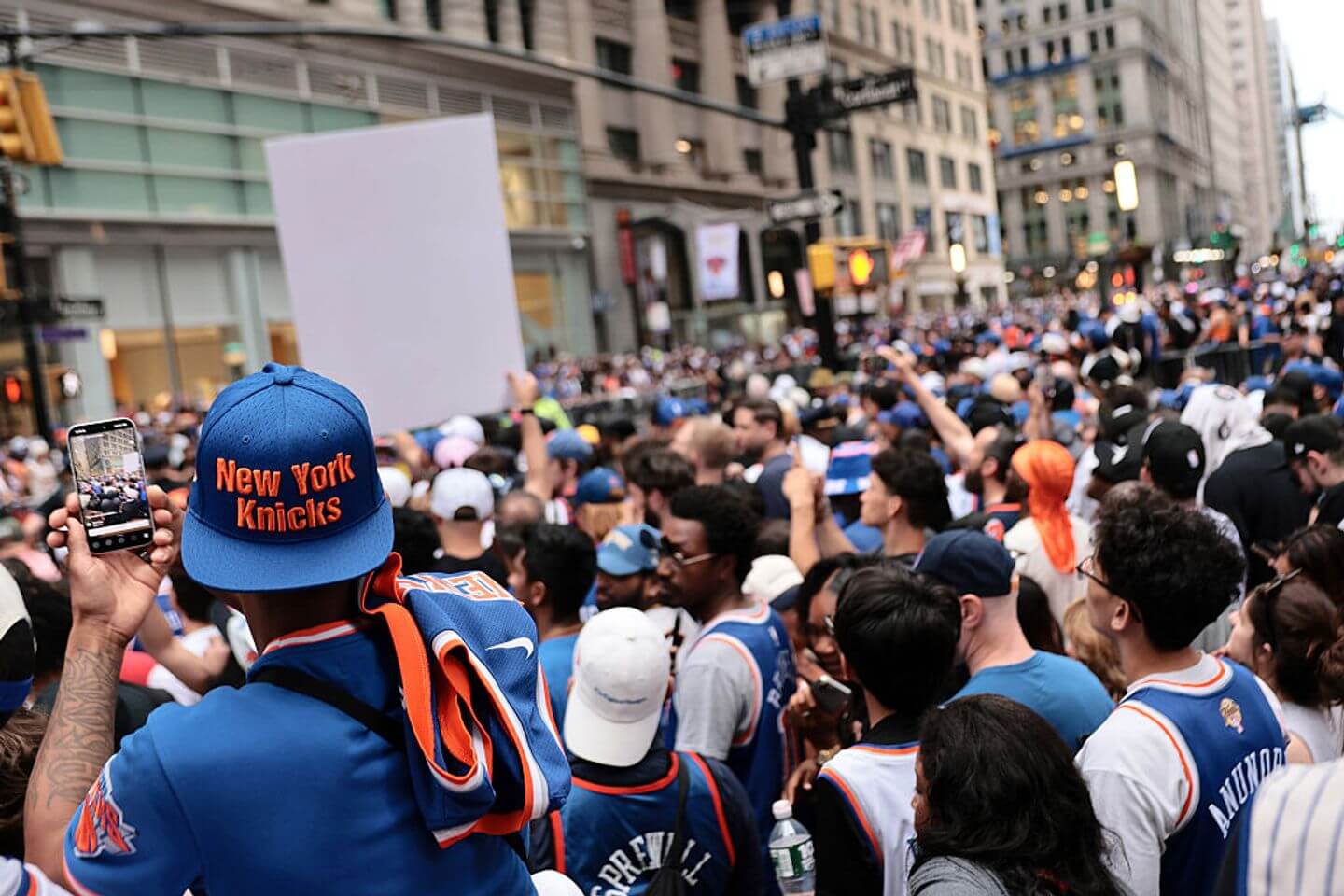 Knicks parade live updates: Start time, how to watch and latest from New York’s championship celebrations